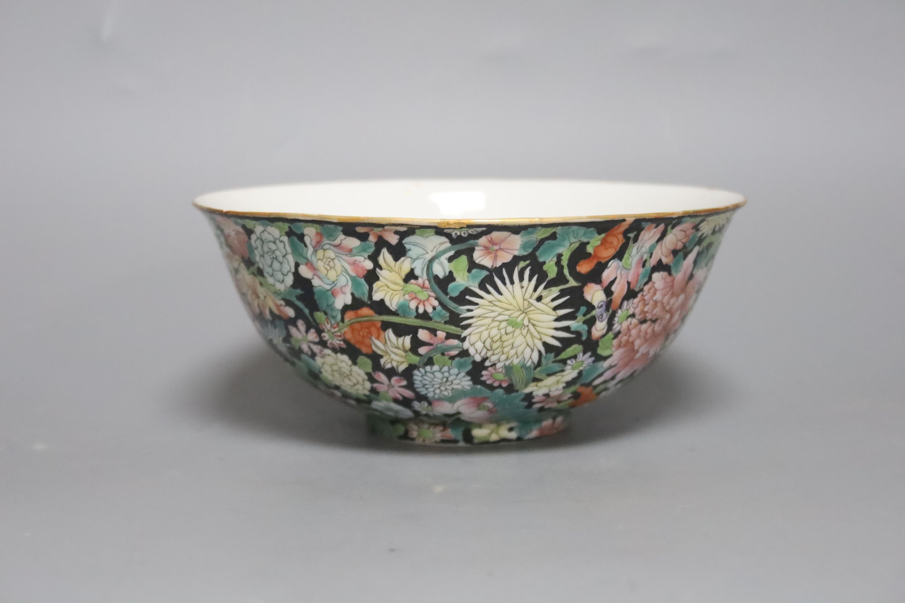 A Chinese millefleur black ground bowl, Republic period, 17cm